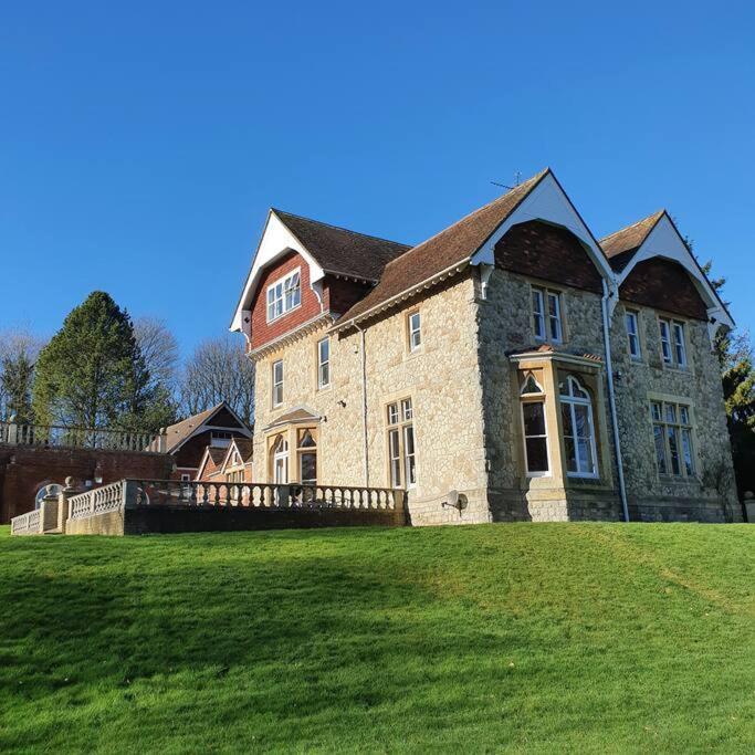 Вилла Country Manor House With Indoor Pool And Hot Tub Рочестер Экстерьер фото