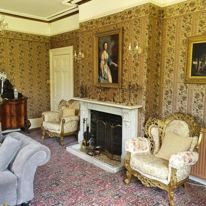 Вилла Country Manor House With Indoor Pool And Hot Tub Рочестер Экстерьер фото