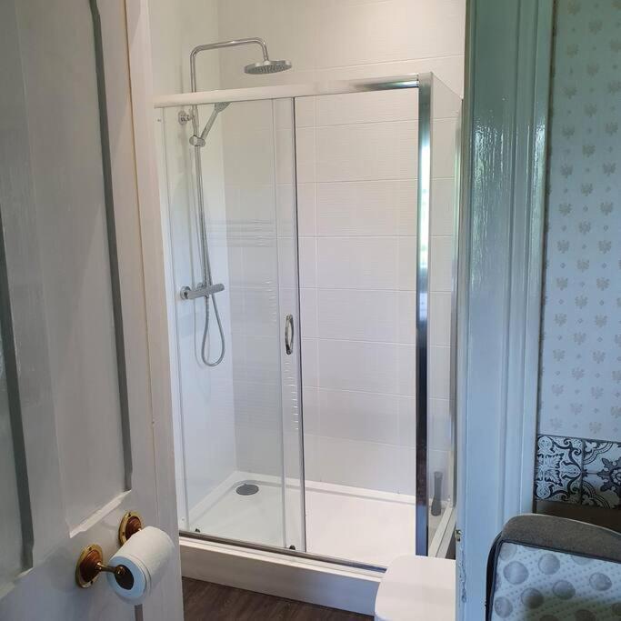 Вилла Country Manor House With Indoor Pool And Hot Tub Рочестер Экстерьер фото