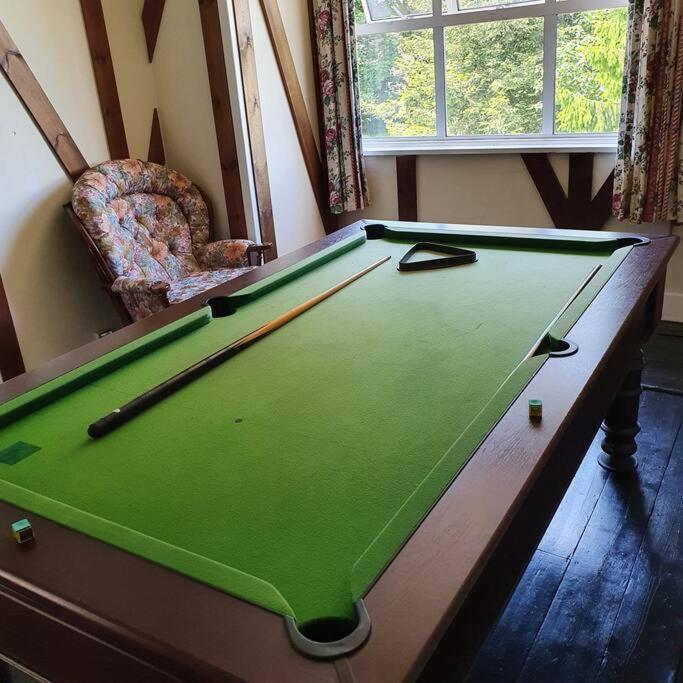 Вилла Country Manor House With Indoor Pool And Hot Tub Рочестер Экстерьер фото